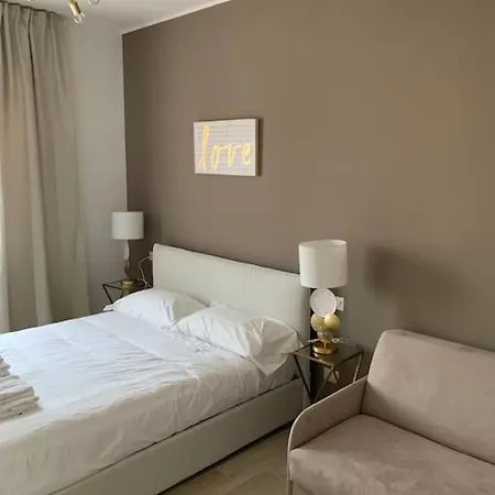 Apartment Trilocale Con Vista E Due Bagni Vicino Citylife *